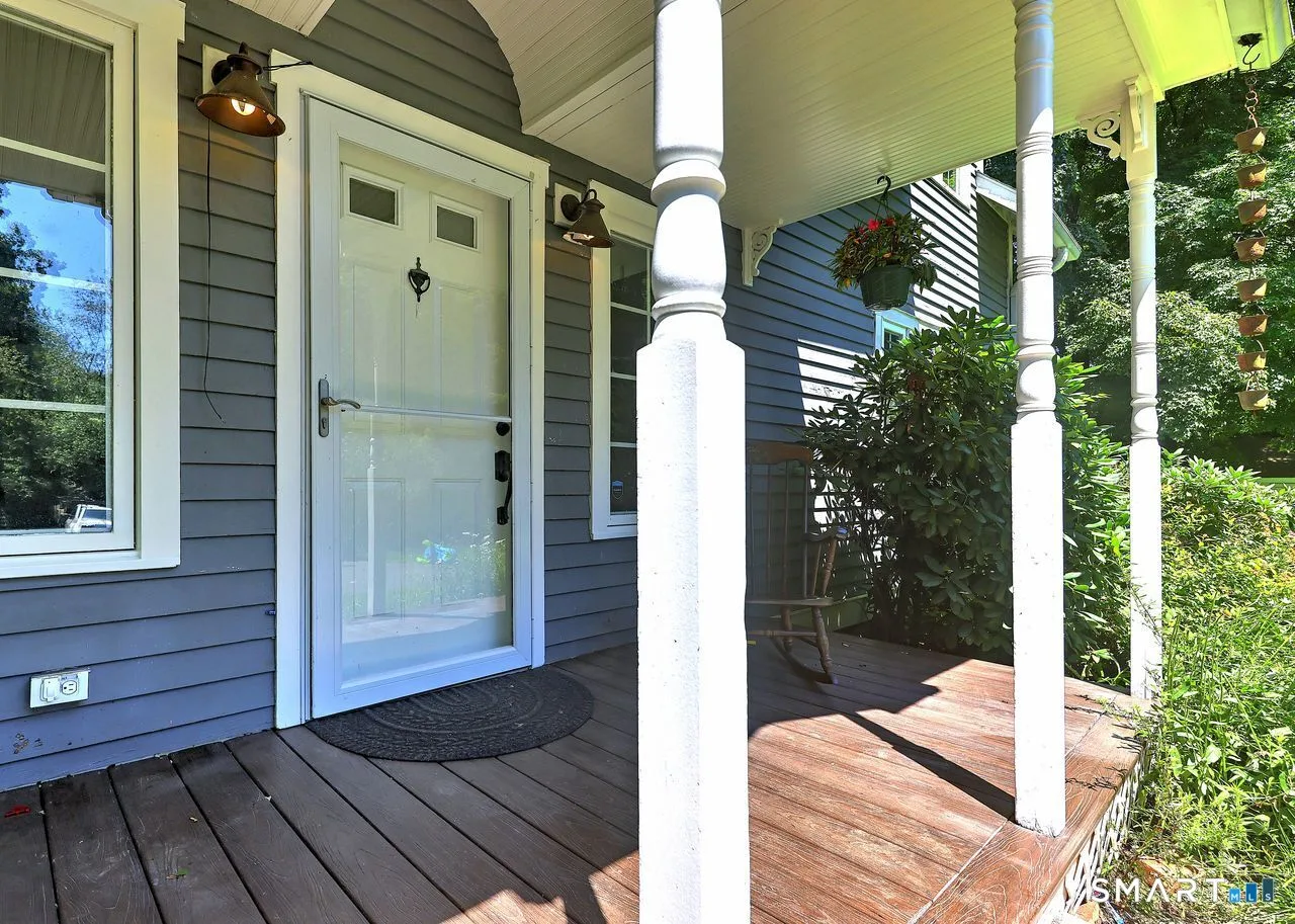 409 Dogburn Lane, Orange, CT
