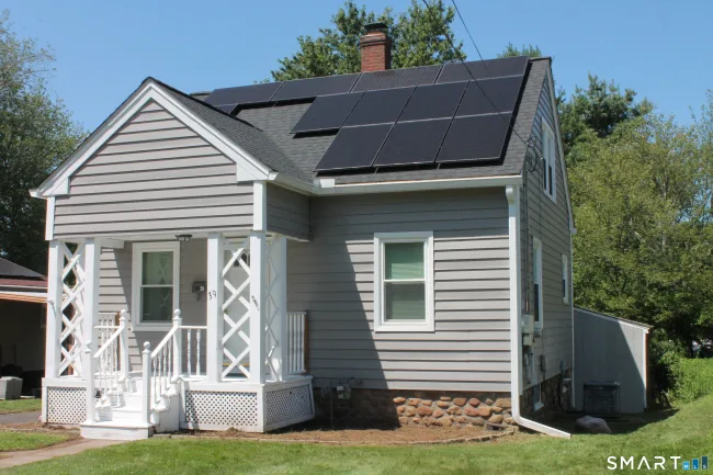 39 Plumb Avenue