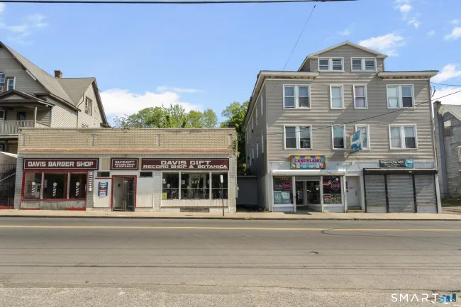 669 East Main Street