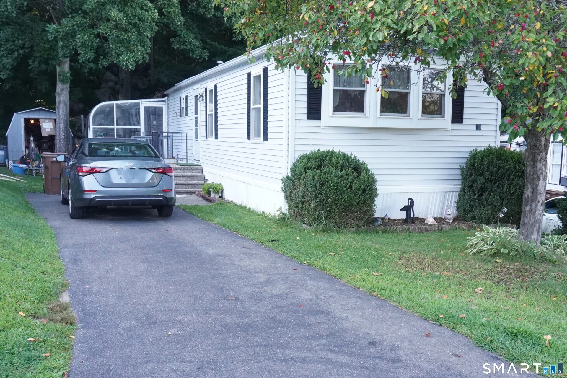 28 Woodland Park, Shelton, CT