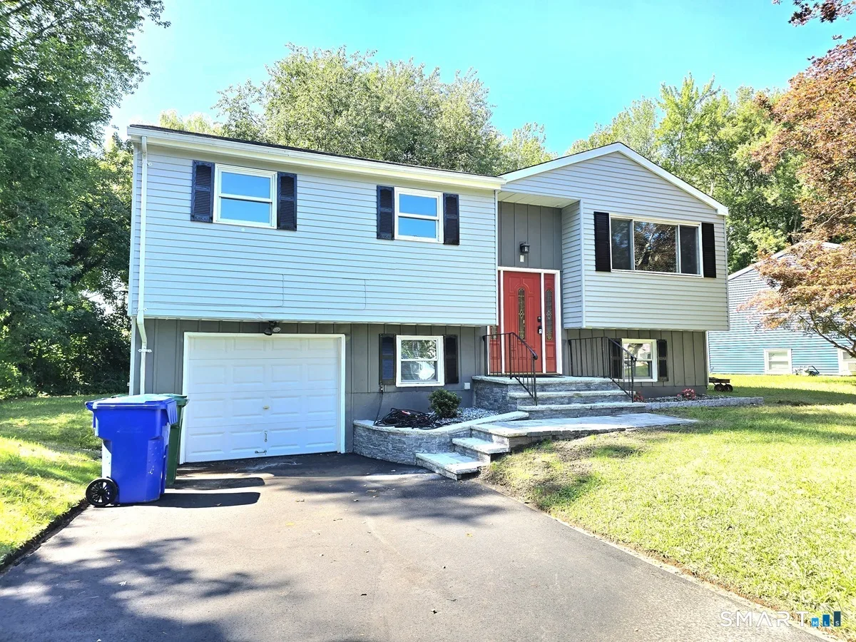 1 Jaybee Drive, Bloomfield, CT