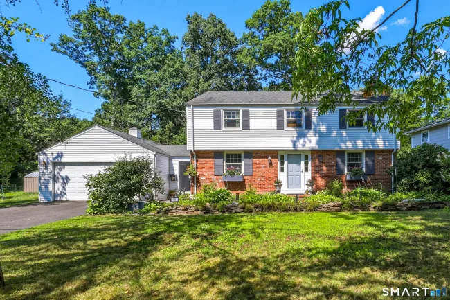 40 Vantana Drive