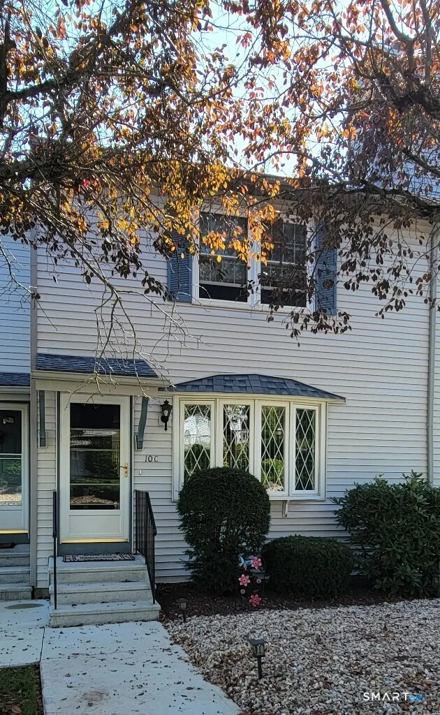 20 Wolf Hill Road #10C