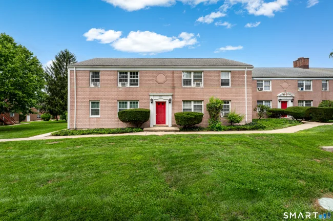 1084 East Main Street #1