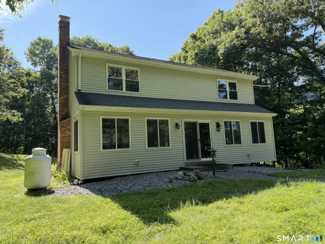 122 Standard Avenue