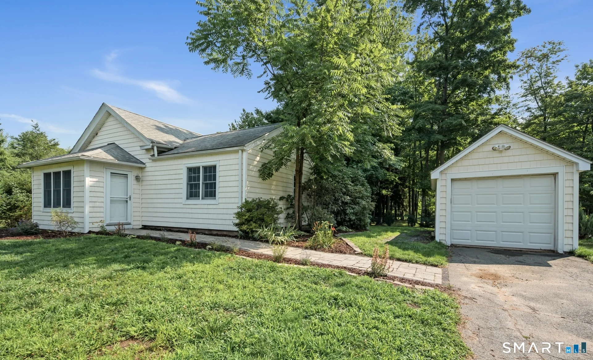 2044 Manchester Road, Glastonbury, CT
