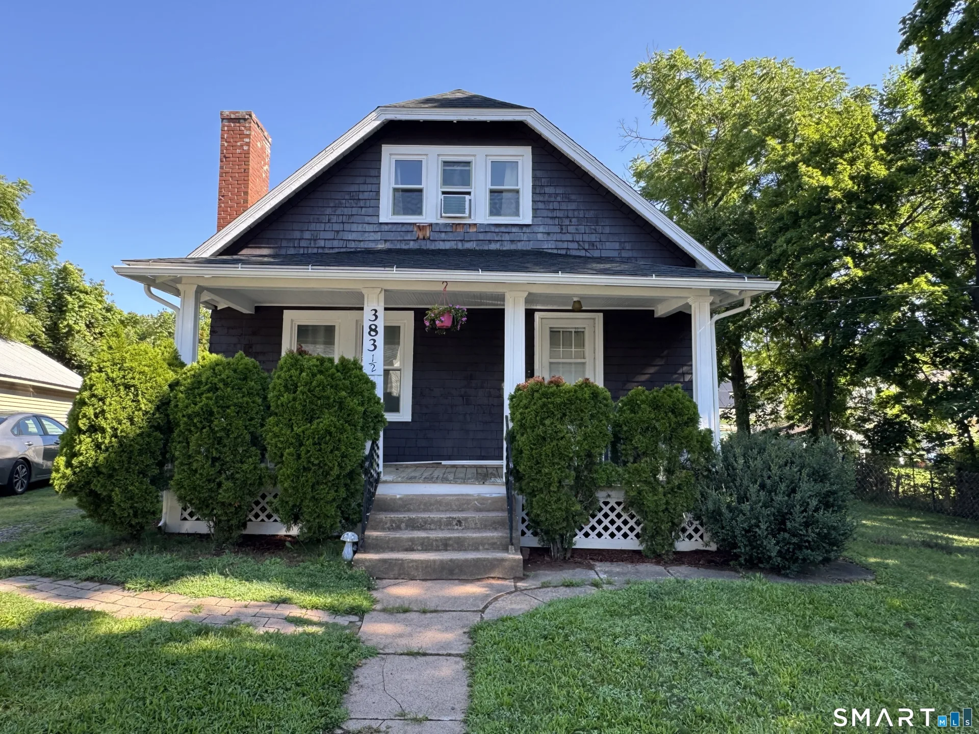 383 Center Street, Manchester, CT