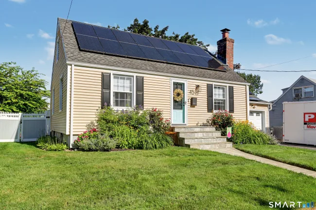 45 Harkness Drive, Milford, CT