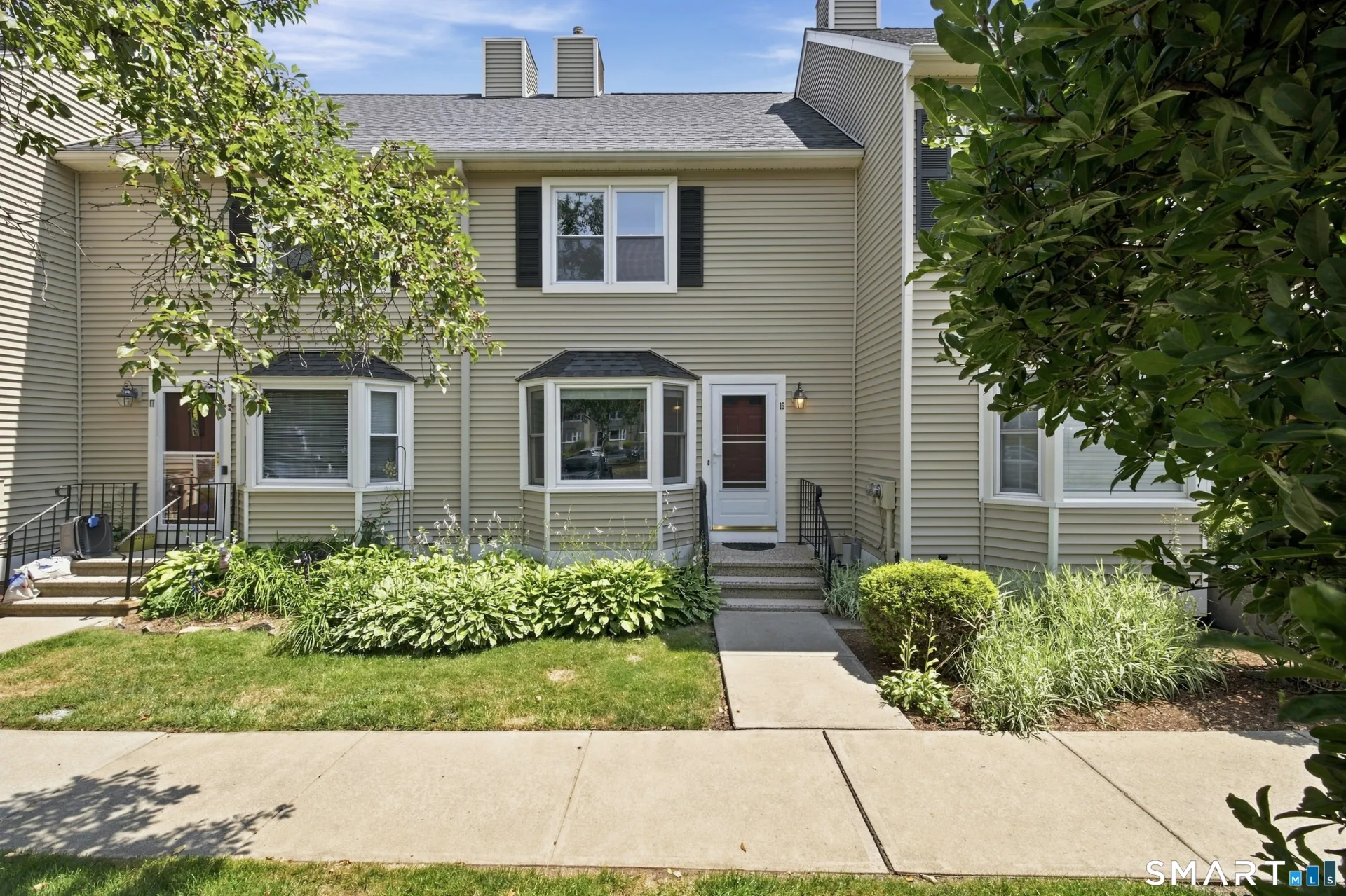 16 Braintree Court #16, Suffield, CT