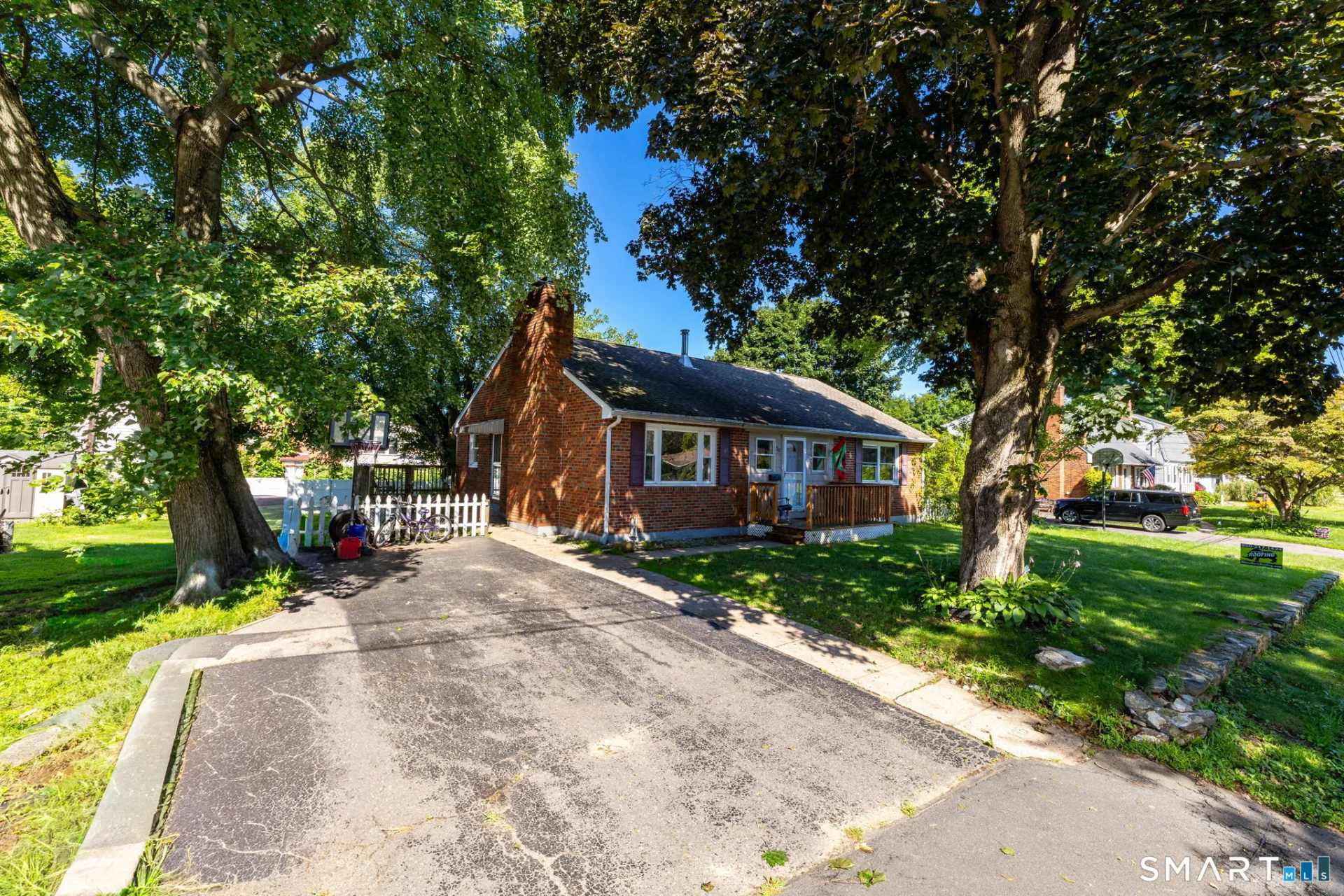 30 Hemlock Street, Bristol, CT