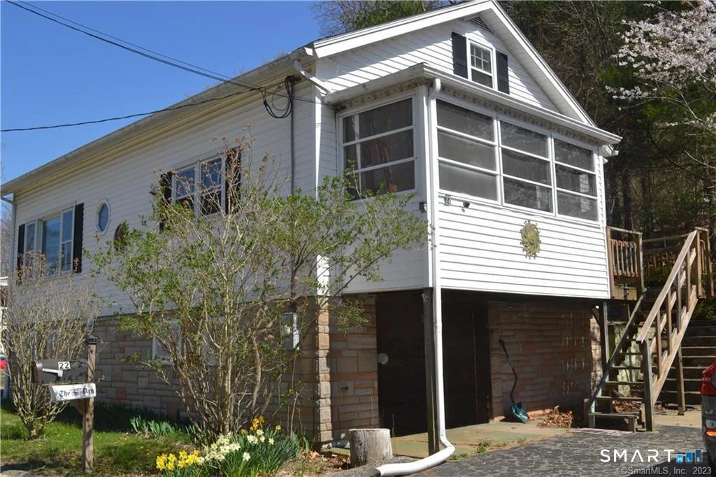 22 Church Street, Sprague, CT