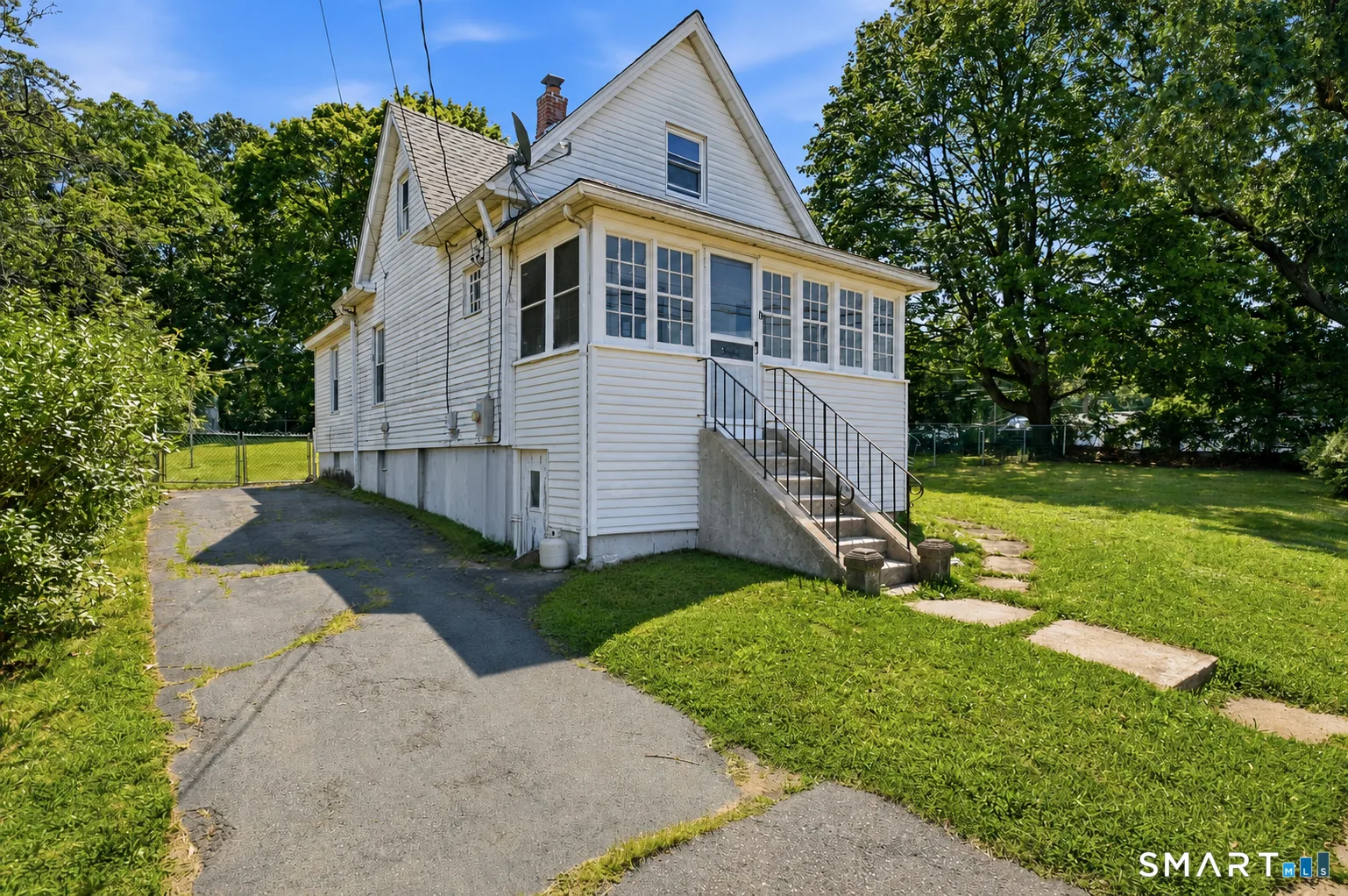 19 Homestead Street, Manchester, CT