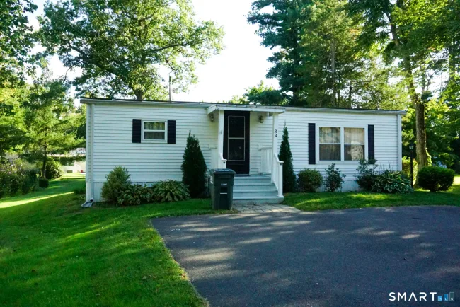 34 Red Oak Drive