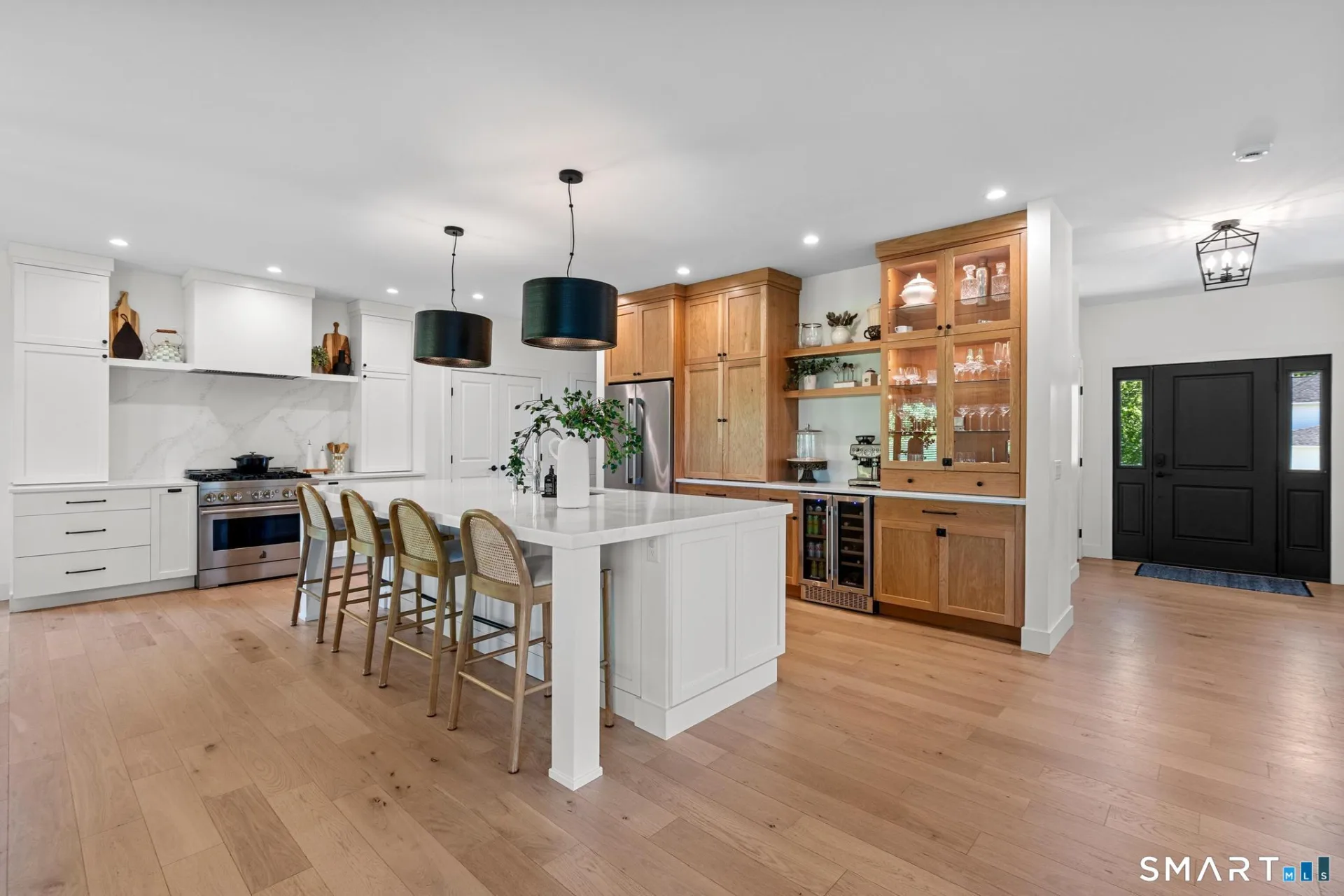 37 Luca Lane, Wethersfield, CT