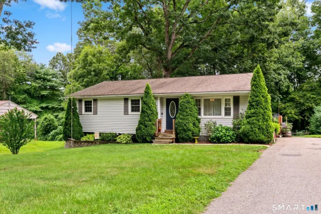 51 Midland Drive