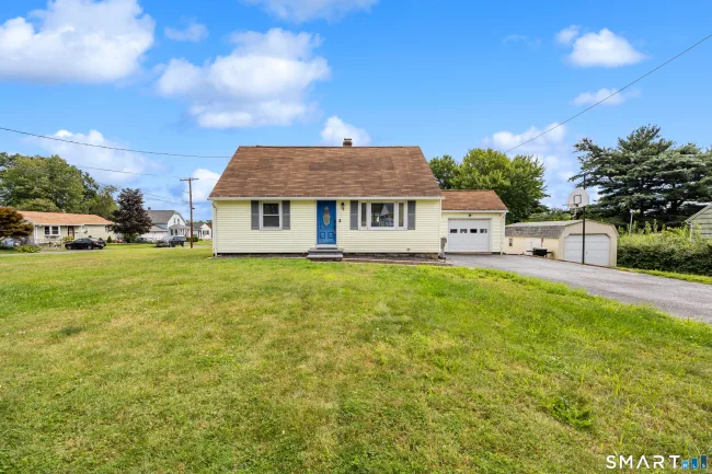 38 Linwood Street, Bristol, CT
