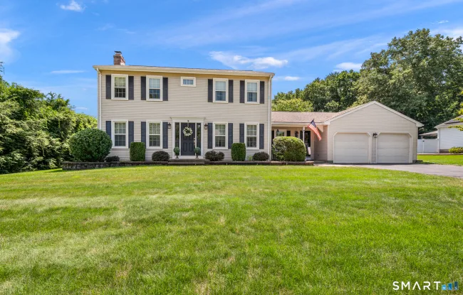 9 Kelly Drive, Enfield, CT