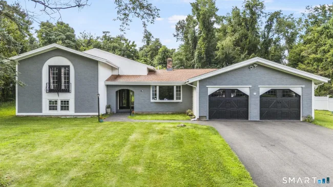 30 Rolling Hills Drive, Meriden, CT