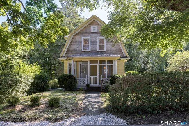 28 Watch Hill Avenue, Stonington, CT