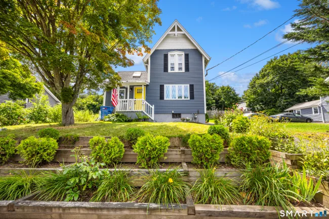 26 Buckingham Street, Bristol, CT