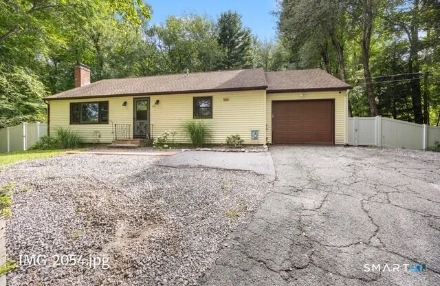 65 Burwell Road, New Hartford, CT