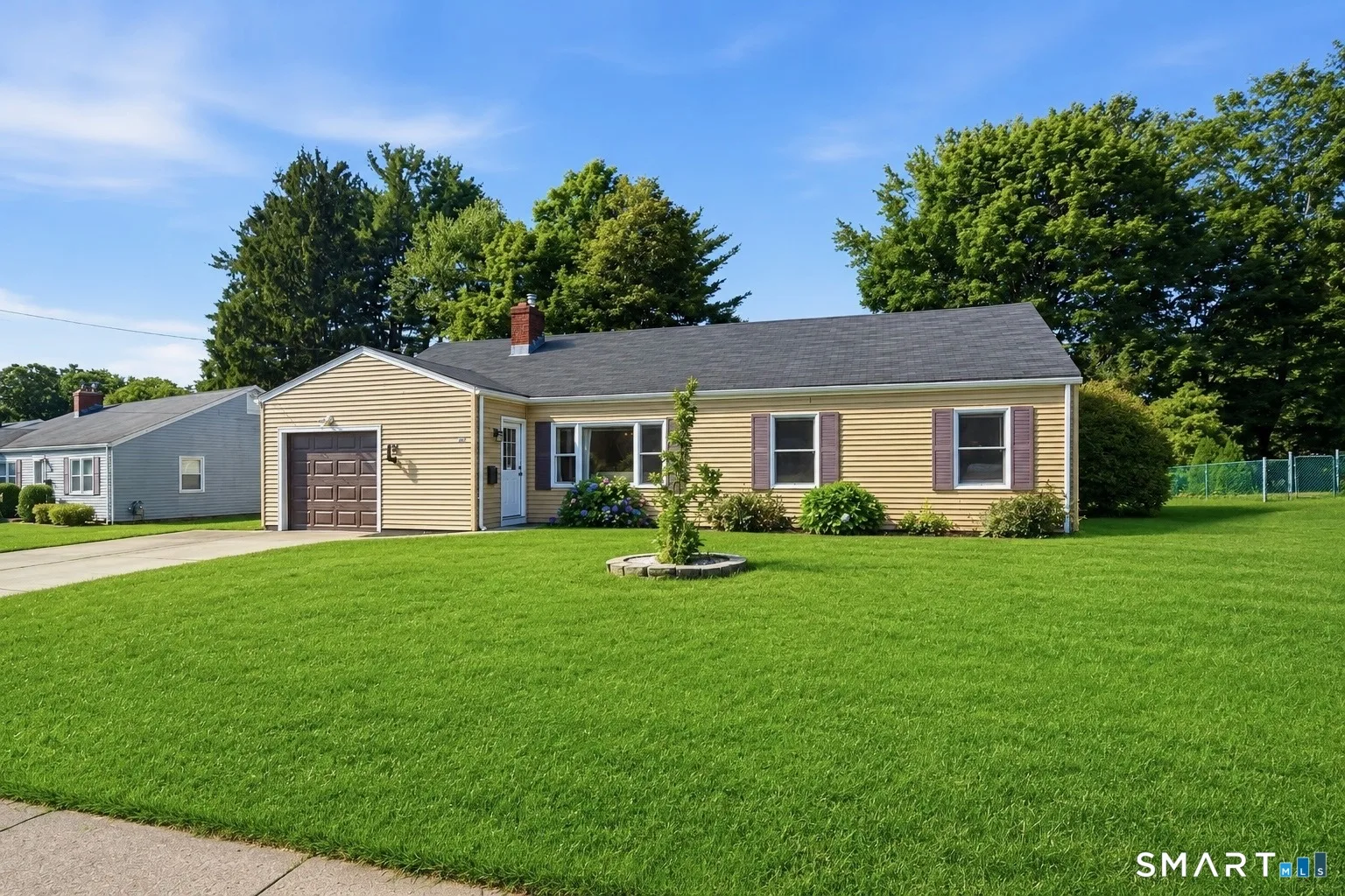 82 Weaver Road, Manchester, CT