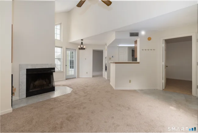 316 Carriage Crossing Lane #316, Middletown, CT