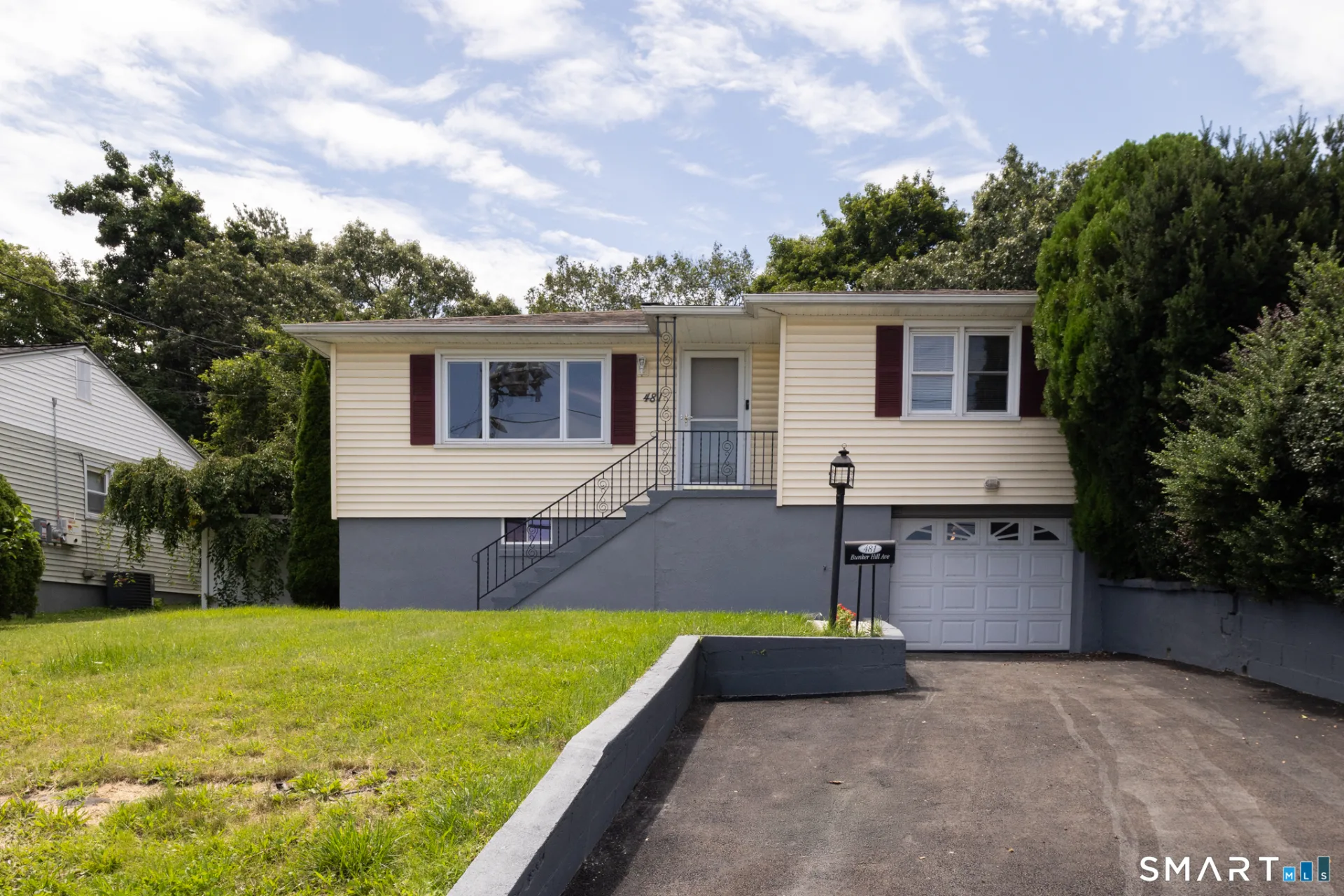 481 Bunker Hill Avenue, Waterbury, CT