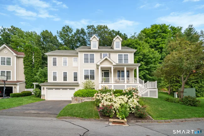 25 Independence Circle #25, Southbury, CT