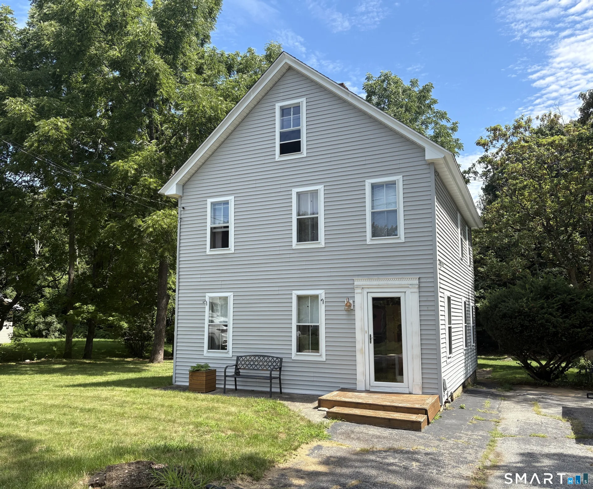 63 Elmwood Heights, Colchester, CT