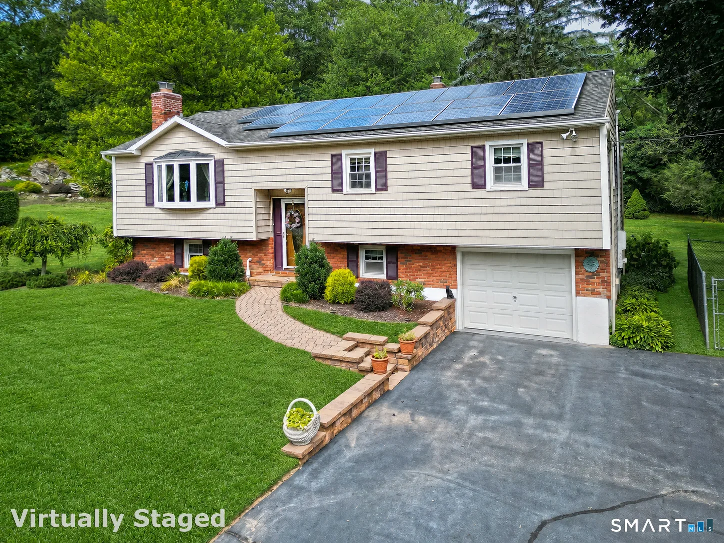 30 Lakeview Drive, Milford, CT