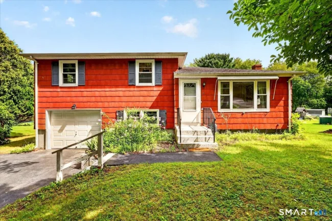 6 Sunset Avenue