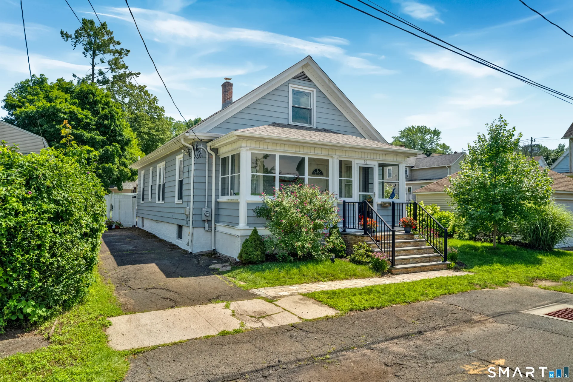 15 Laden Avenue, Wallingford, CT