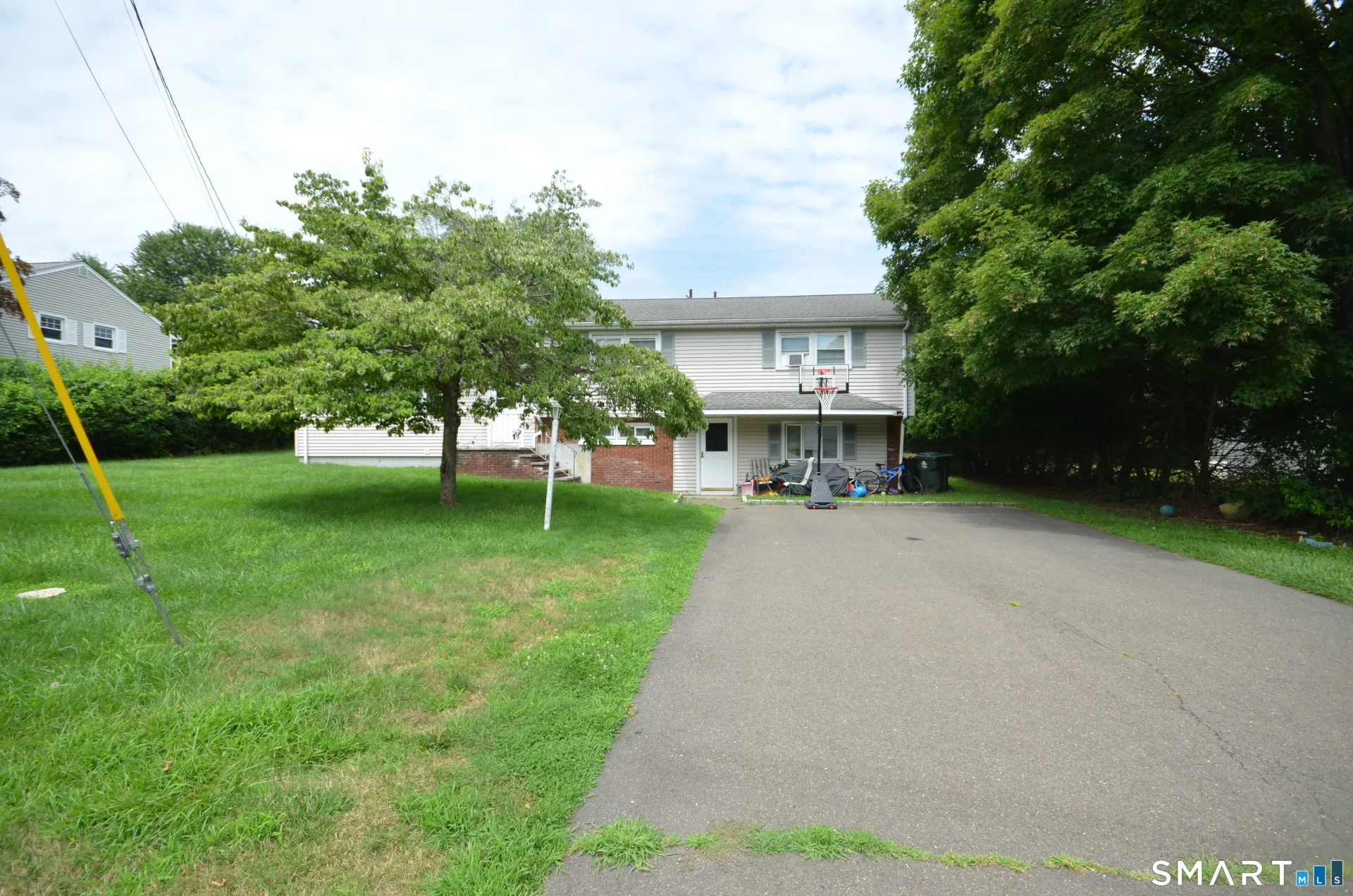 90 Colonese Road, Fairfield, CT