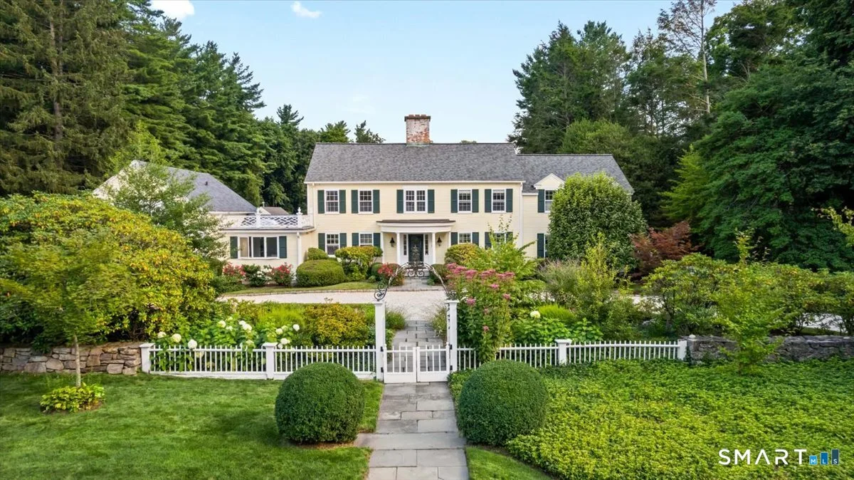 38 Gerrish Lane, New Canaan, CT