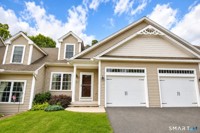 2 Boulderbrook Court #23