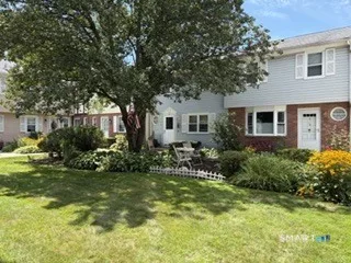 21 East Gate Lane #21, Hamden, CT