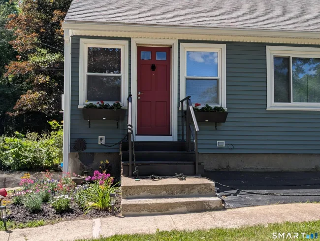 1232 Riverside Drive, Thompson, CT