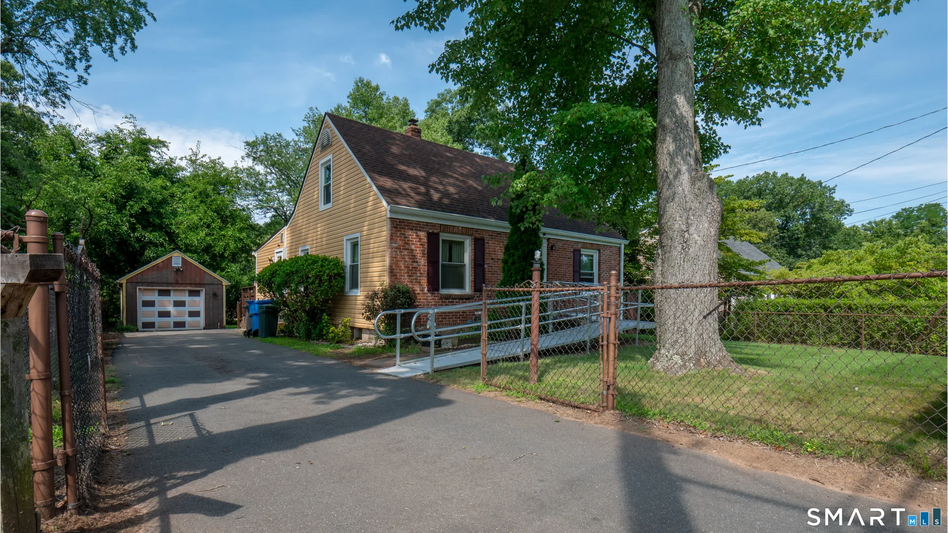 40 Packard Street, Manchester, CT