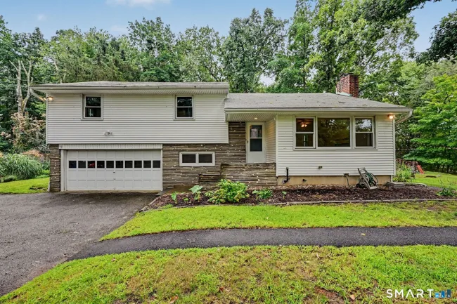 11 Bonnybrook Road
