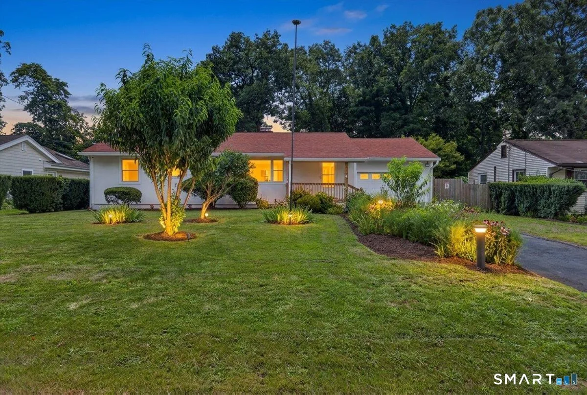 11 Derby Road, Norwalk, CT
