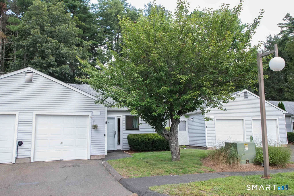 8 Knoll Lane #8, Simsbury, CT