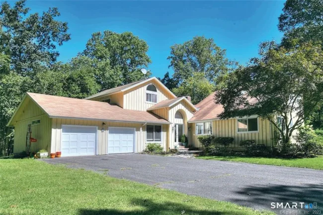 33 Birch Hill Road, Weston, CT