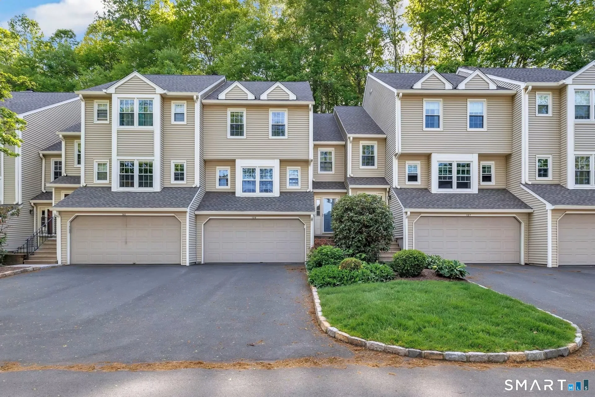 139 Governor Trumbull Way #139, Trumbull, CT