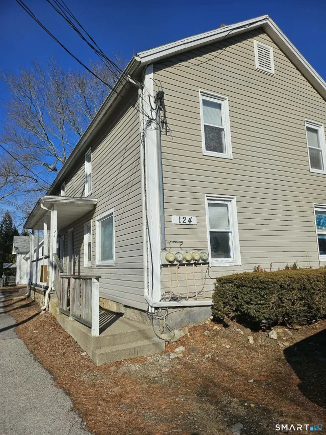 124 Hammond Court