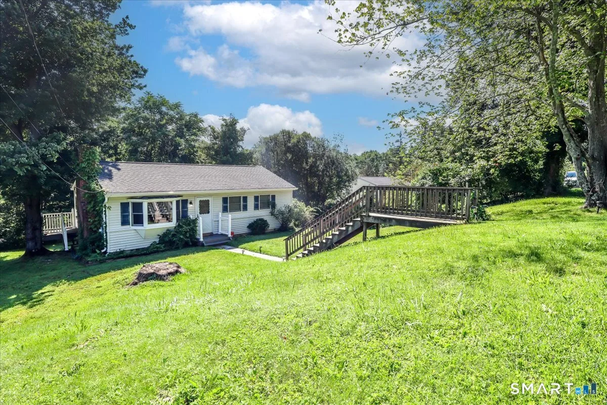 29 Overlook Drive, New Milford, CT