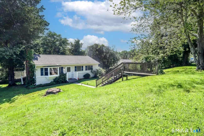 29 Overlook Drive, New Milford, CT