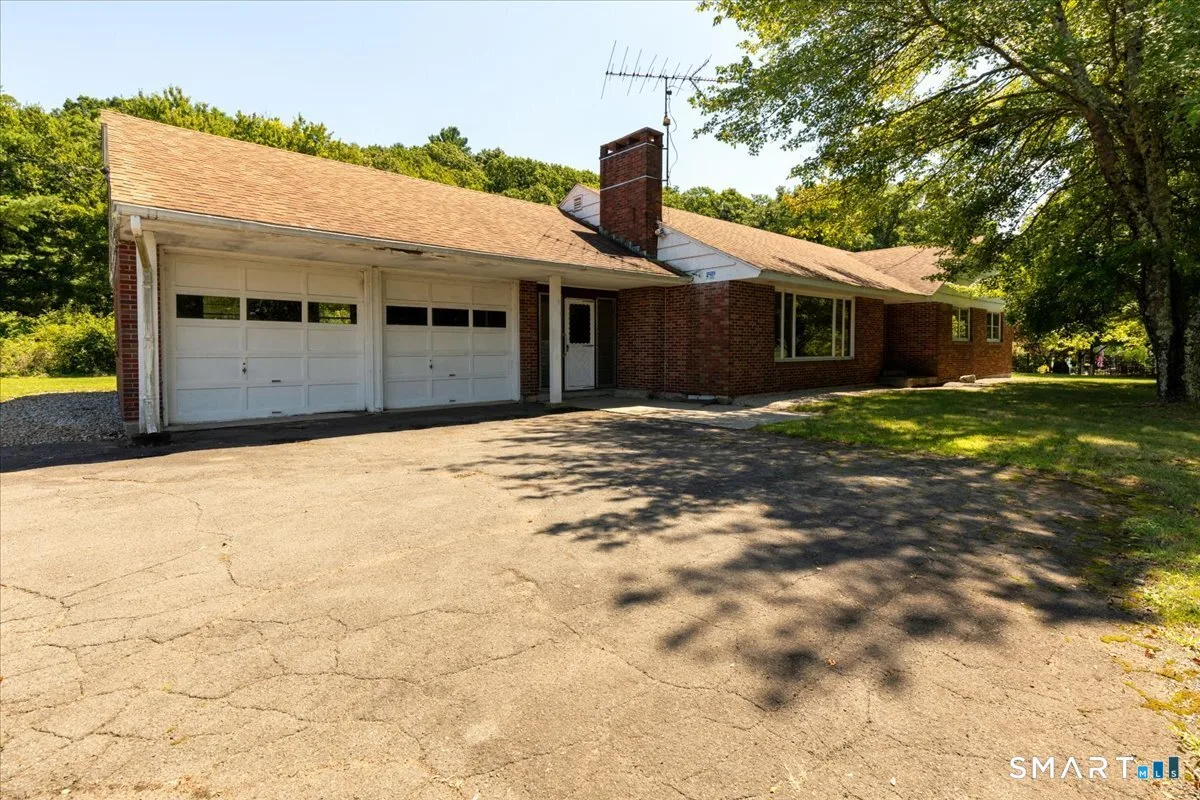 40 Tolland Turnpike, Willington, CT