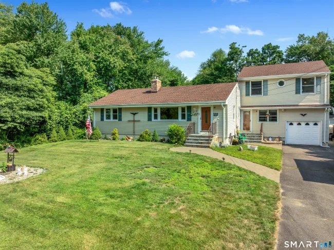 36 Clinton Street, Trumbull, CT