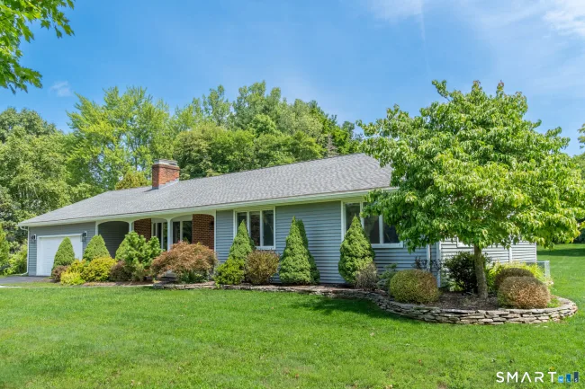 11 Bradfield Drive